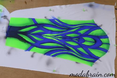 How to paint a supplex with an airbrush and brushes through a stencil