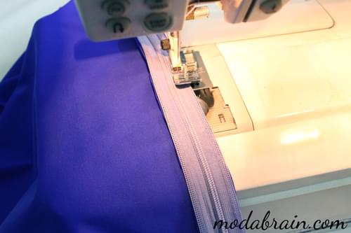 How to sew a hidden zipper